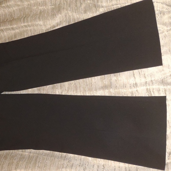 🟢 LOFT | Black Pants - Picture 2 of 6